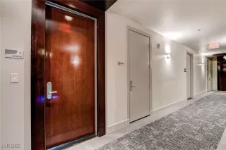 Photo #1: 2729054 Listing 