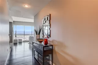 Photo #2: 2729054 Listing 