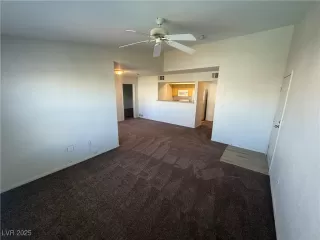 Photo #3: 2729062 Listing 