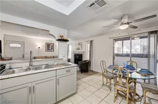 Photo #2: 2729095 Listing 