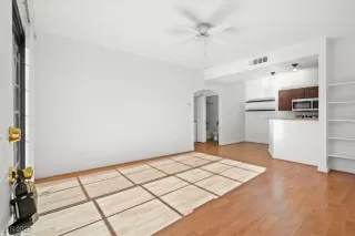 Photo #2: 2729120 Listing 