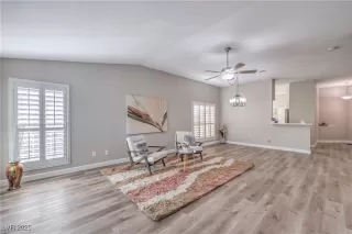 Photo #2: 2729123 Listing 