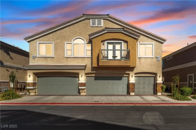MLS: 2729131 Condo For Sale