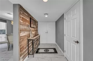 Photo #4: 2729132 Listing 