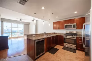 Photo #6: 2729164 Listing 