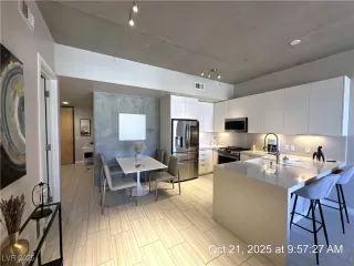 Photo #1: 2729172 Listing 