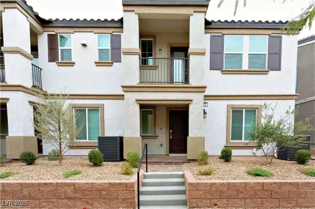 MLS: 2729177 Condo For Sale