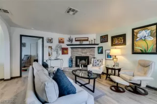 Photo #1: 2729198 Listing 