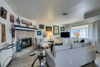 Photo #4: 2729198 Listing 