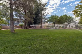 Photo #2: 2729248 Listing