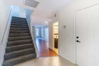 Photo #5: 2729248 Listing