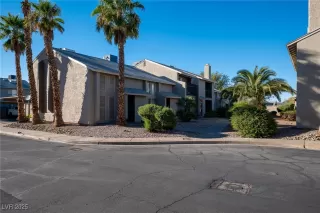 Photo #2: 2729256 Listing 