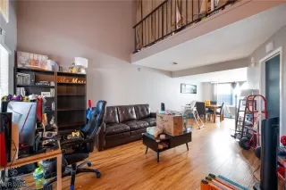 Photo #4: 2729256 Listing 