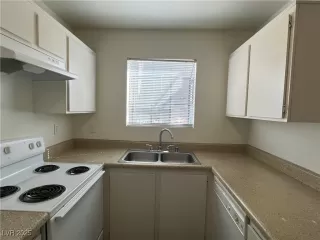 Photo #6: 2729268 Listing 