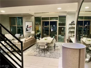 Photo #2: 2729279 Listing 