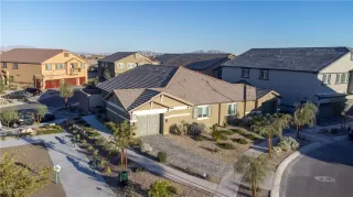 Photo #3: 2729283 Listing 