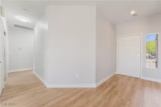 Photo #5: 2729284 Listing 