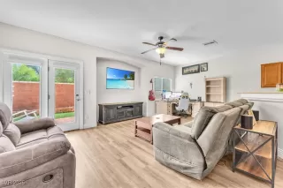 Photo #5: 2729289 Listing 