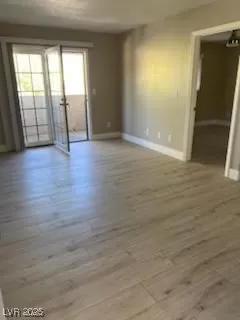 Photo #2: 2729294 Listing 