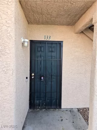 Photo #1: 2729351 Listing 