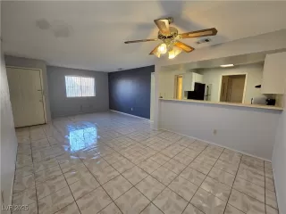 Photo #2: 2729351 Listing 