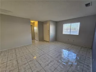 Photo #5: 2729351 Listing 