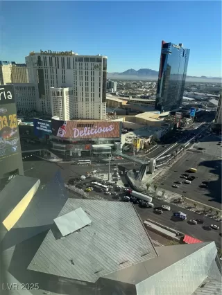 Photo #4: 2729353 Listing