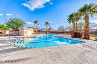 Photo #2: 2729371 Listing 