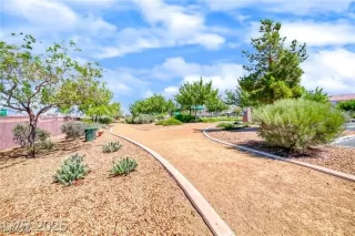 Photo #4: 2729371 Listing 