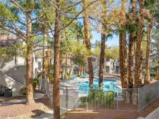 Photo #1: 2729380 Listing 