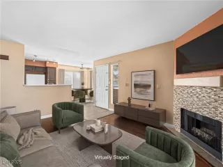 Photo #3: 2729380 Listing 
