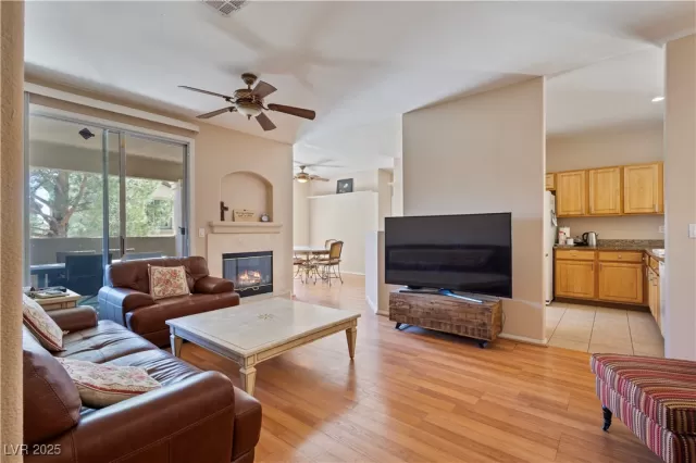 MLS: 2729387 Condo For Sale