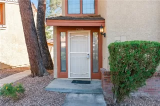 Photo #1: 2729388 Listing 