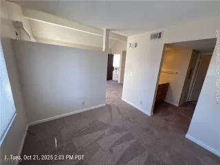 Photo #6: 2729392 Listing 