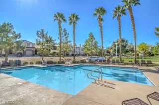 Photo #3: 2729415 Listing 