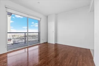 Photo #4: 2729442 Listing 