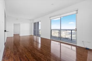 Photo #5: 2729442 Listing 