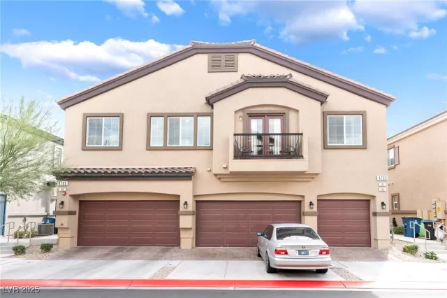 MLS: 2729475 Condo For Sale