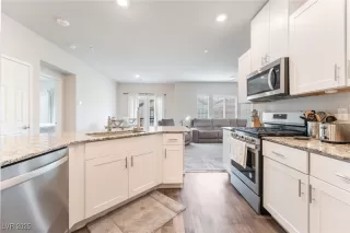 Photo #5: 2729475 Listing 