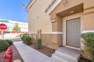 Photo #4: 2729496 Listing