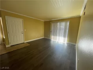 Photo #2: 2729501 Listing 