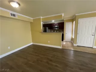 Photo #4: 2729501 Listing 