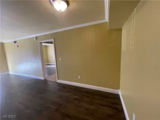 Photo #5: 2729501 Listing 