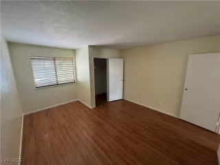 Photo #6: 2729519 Listing 