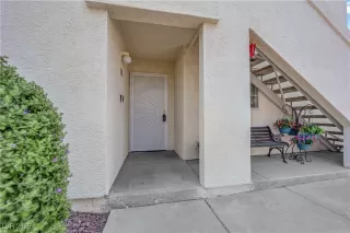 Photo #1: 2729523 Listing 