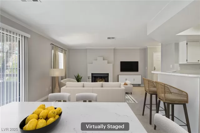 MLS: 2729532 Condo For Sale