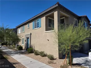 Photo #1: 2729538 Listing