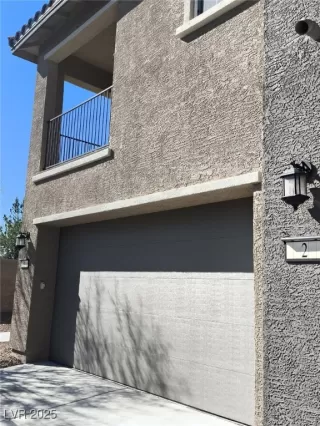 Photo #3: 2729538 Listing