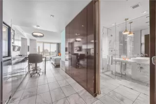 Photo #6: 2729540 Listing 