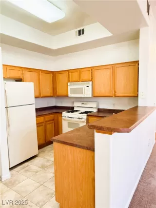 Photo #4: 2729544 Listing 